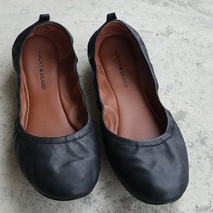Lucky brand black flats